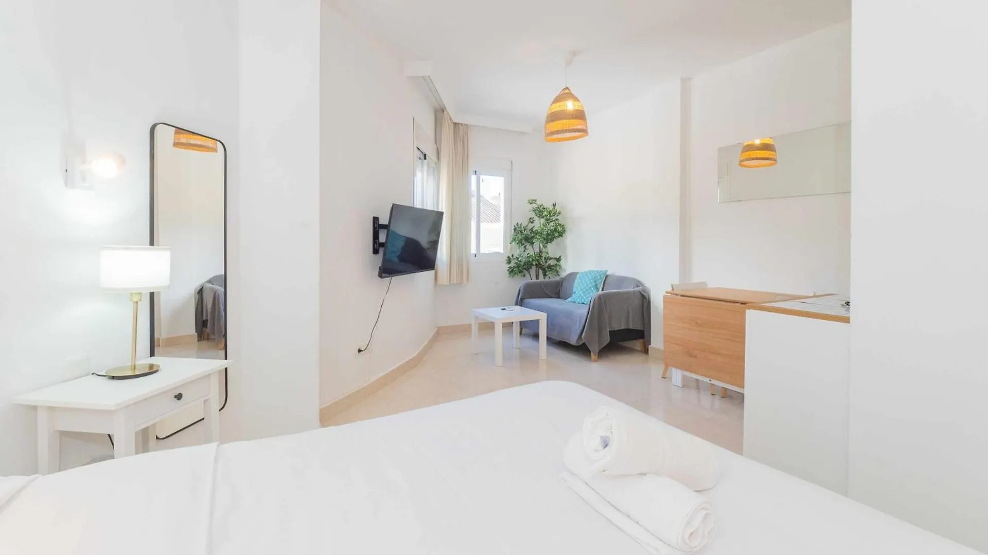 Nuevo Con Piscina Y Parking En La Playa Apartment Torre de Benagalbon Spain