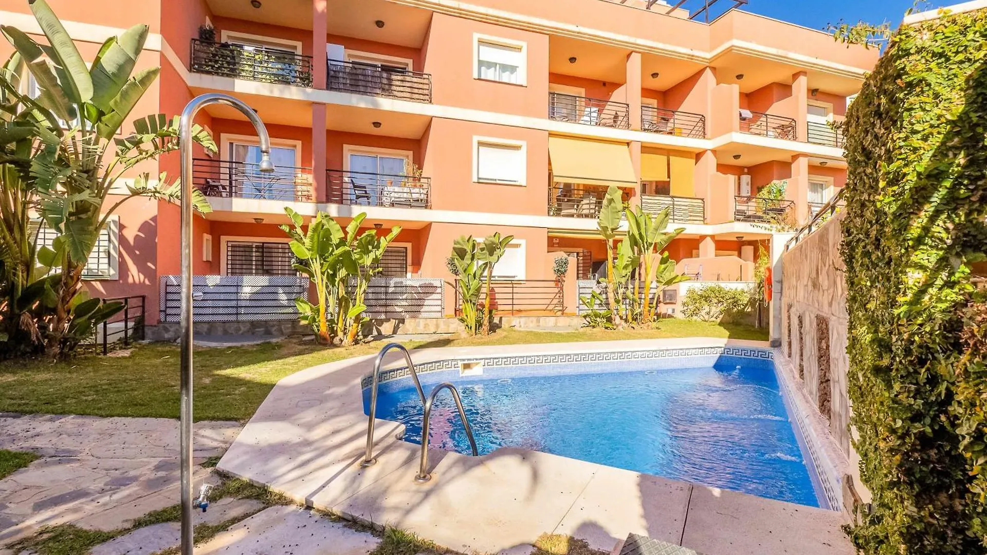 Apartament Nuevo Con Piscina Y Parking En La Playa Torre de Benagalbon
